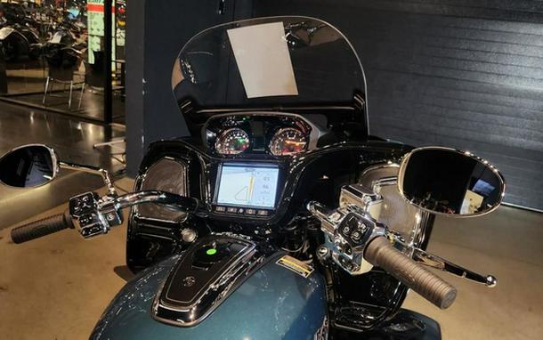 2026 Indian Pursuit Limited 112 W/Powerband Audio Cascade Gre