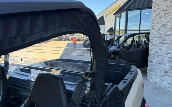 2023 Can-Am Commander XT-P
