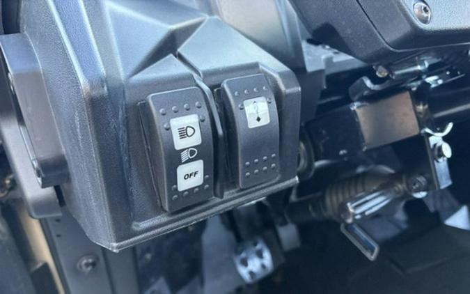 2023 Can-Am Commander XT-P