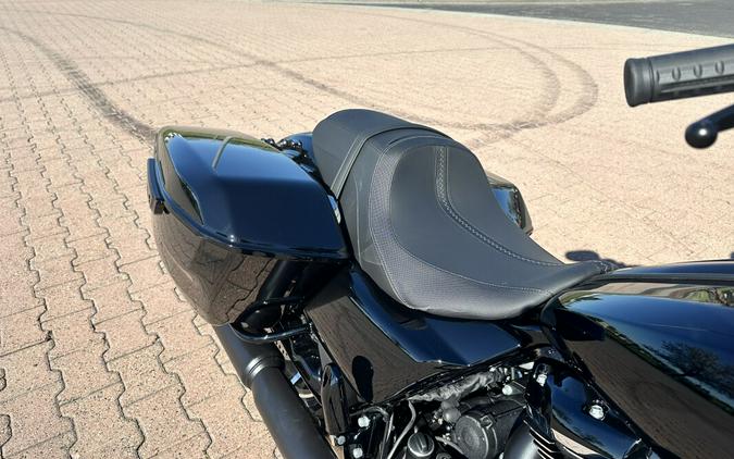 FLTRX 2024 Road Glide®