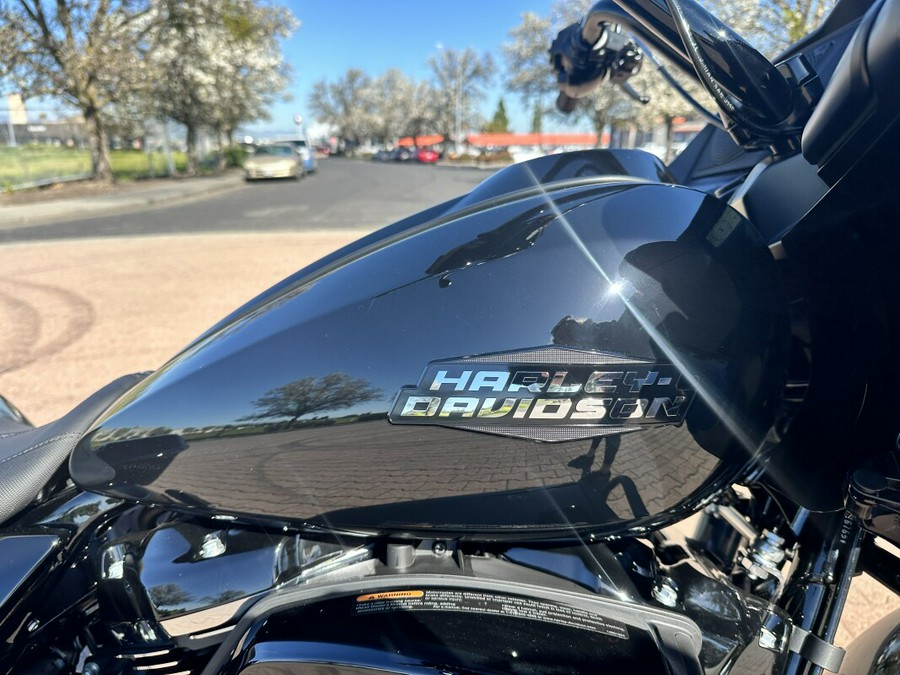 FLTRX 2024 Road Glide®