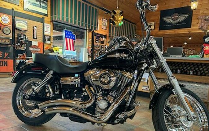 2011 Harley-Davidson Super Glide Custom Vivid Black