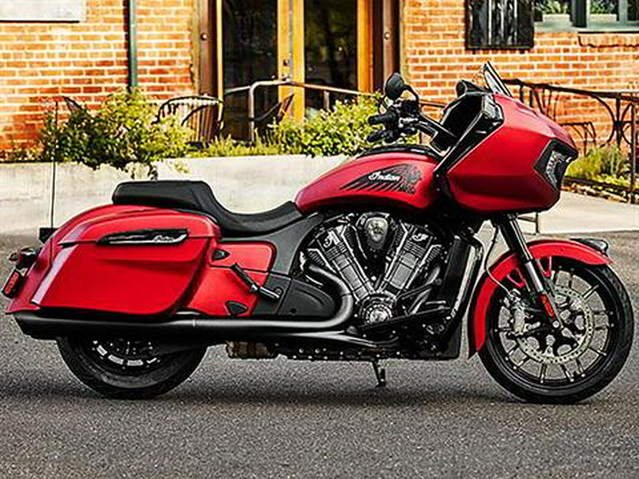 2024 Indian Motorcycle Challenger® Dark Horse®