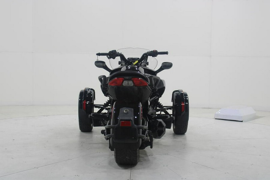 2020 Can-Am® Spyder® F3