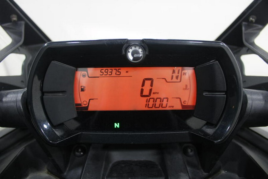 2020 Can-Am® Spyder® F3