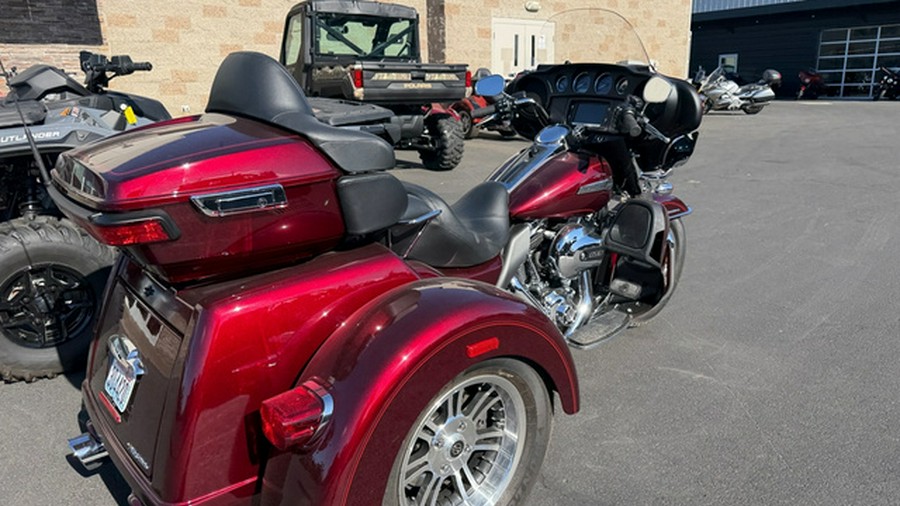 2015 Harley-Davidson FLHTCU Electra Glide Ultra Classic Trike