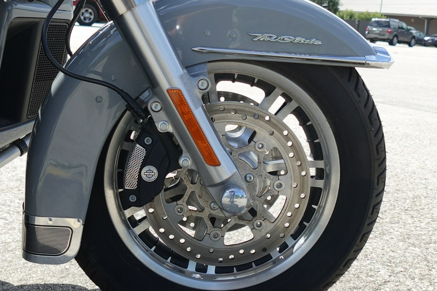 2024 Harley-Davidson Tri Glide FLHTCUTG