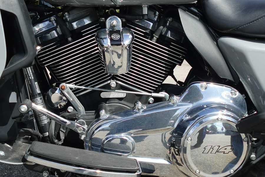 2024 Harley-Davidson Tri Glide FLHTCUTG