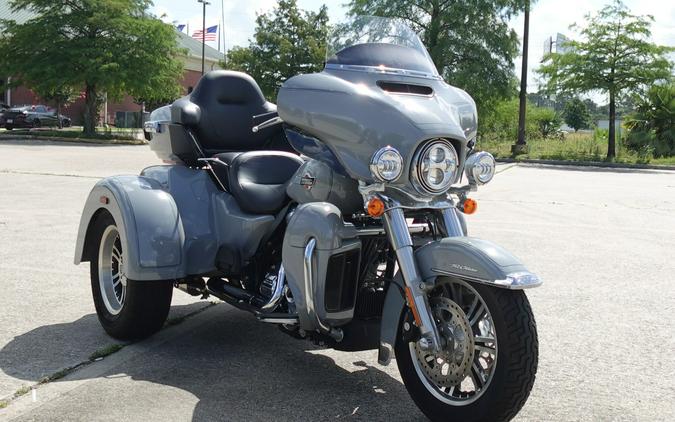 2024 Harley-Davidson Tri Glide FLHTCUTG
