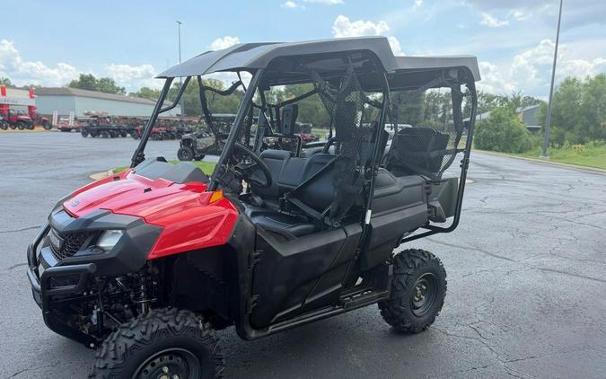 2016 Honda® Pioneer 700-4