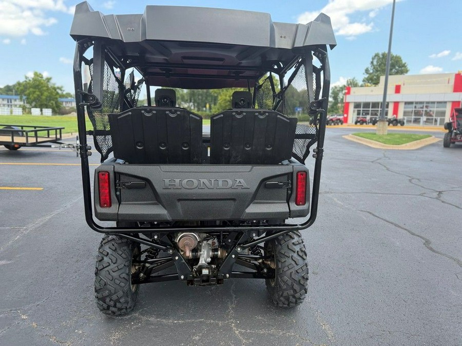 2016 Honda® Pioneer 700-4