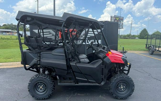 2016 Honda® Pioneer 700-4