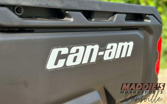 2024 Can-Am Defender DPS CAB