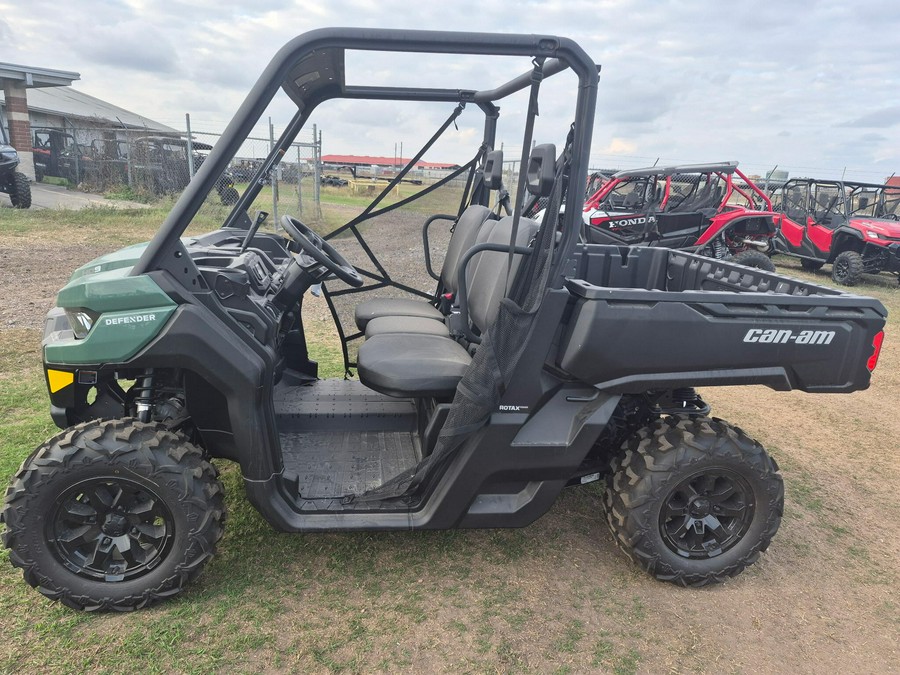 2025 Can-Am Defender DPS HD9