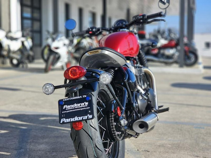 2024 Triumph Bonneville Bobber Red Hopper