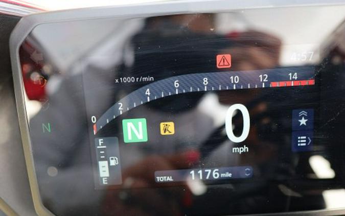 2025 Honda CBR650R E-Clutch