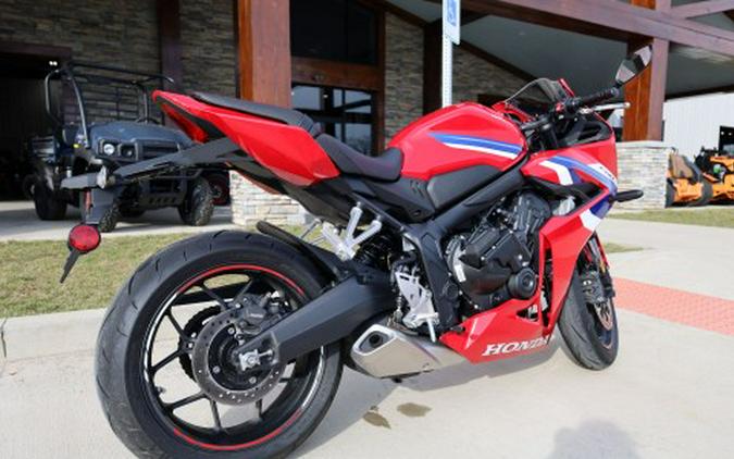 2025 Honda CBR650R E-Clutch