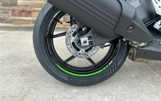 2025 Kawasaki Ninja ZX-6R KRT Edition