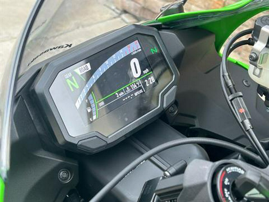 2025 Kawasaki Ninja ZX-6R KRT Edition