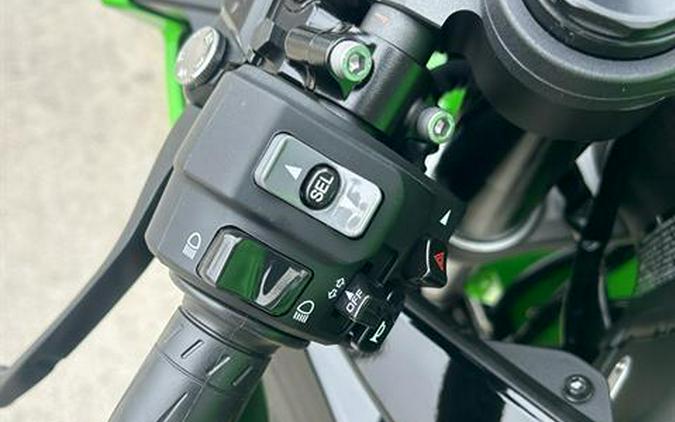 2025 Kawasaki Ninja ZX-6R KRT Edition