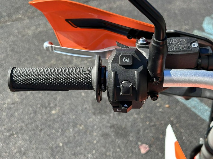 2026 KTM 690 Enduro R