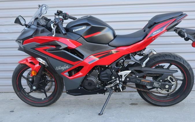 2025 Kawasaki Ninja 500 ABS