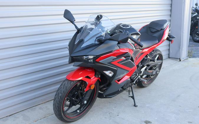 2025 Kawasaki Ninja 500 ABS