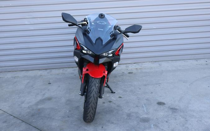 2025 Kawasaki Ninja 500 ABS