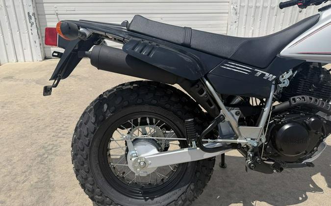 2027 Yamaha TW200