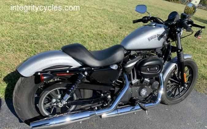 2015 Harley-Davidson® XL883N - Sportster® Iron 883™