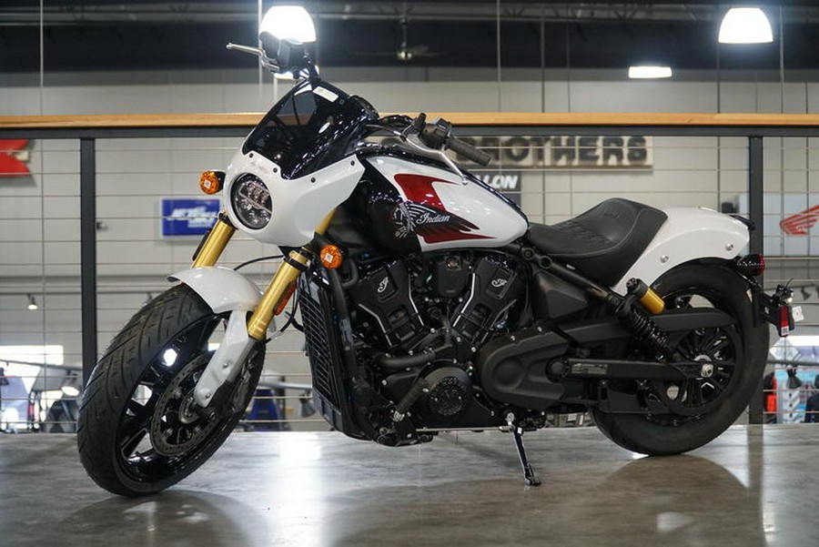 2025 Indian Motorcycle® 101 Scout® Ghost White Metallic with Graphics