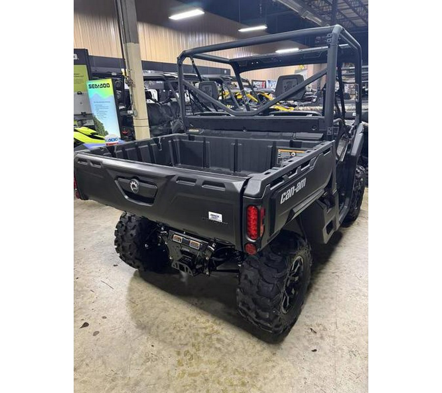 2025 Can-Am® Defender DPS HD7 Compass Green