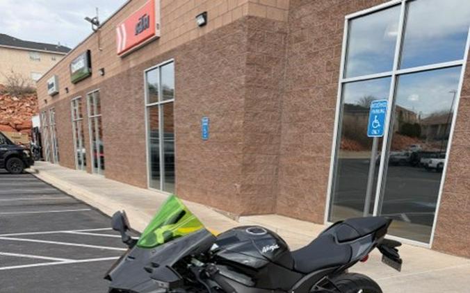 2021 Kawasaki Ninja® ZX™-10R ABS