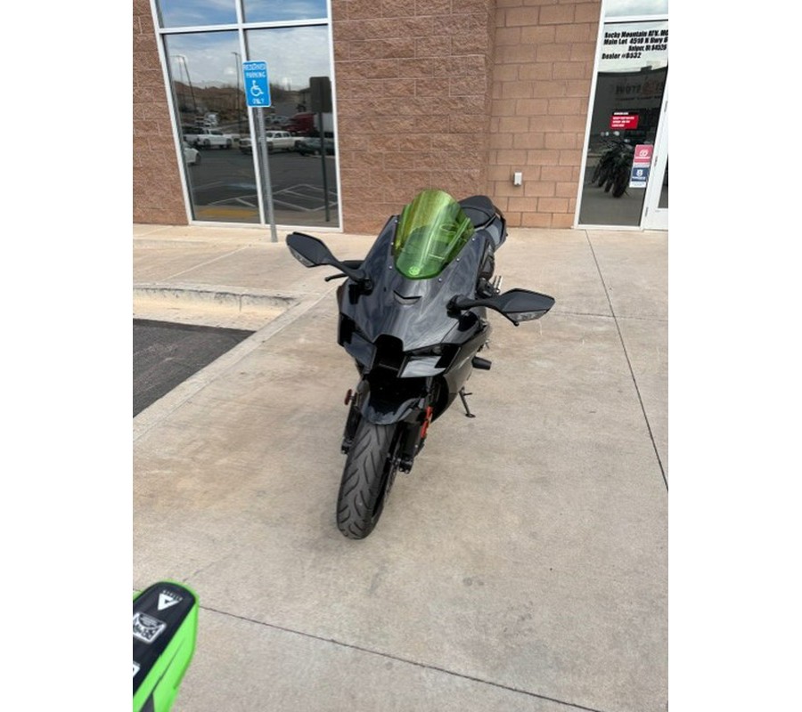 2021 Kawasaki Ninja® ZX™-10R ABS