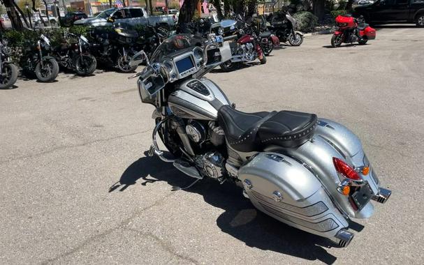 Quick review of 2018 Indian Chieftain Elite with big...