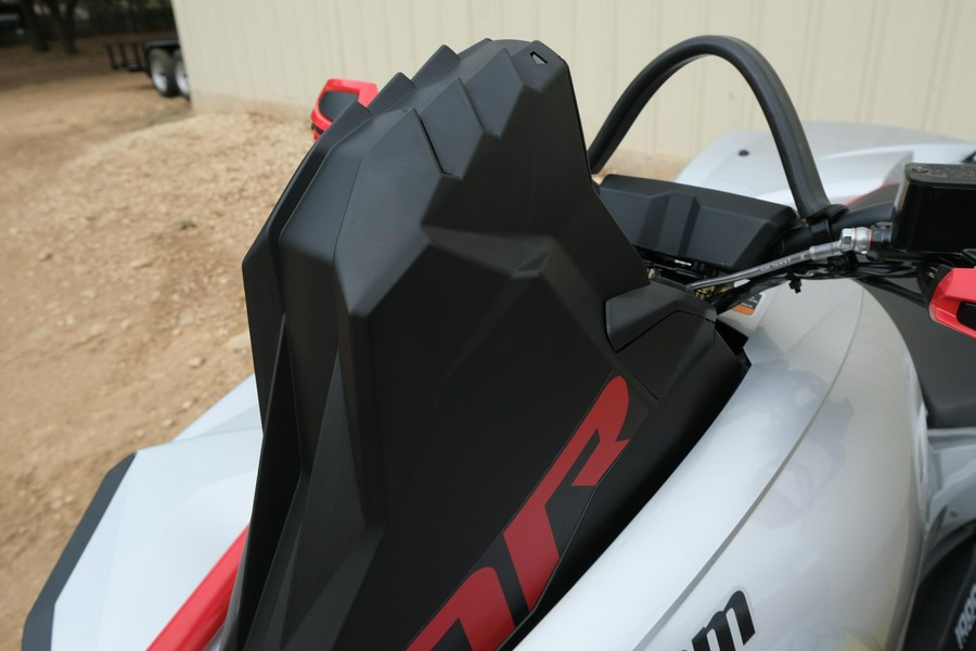 2026 CAN-AM RENEGADE X MR 1000R