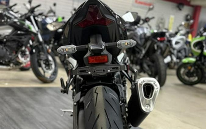 2026 Kawasaki Ninja ZX-6R