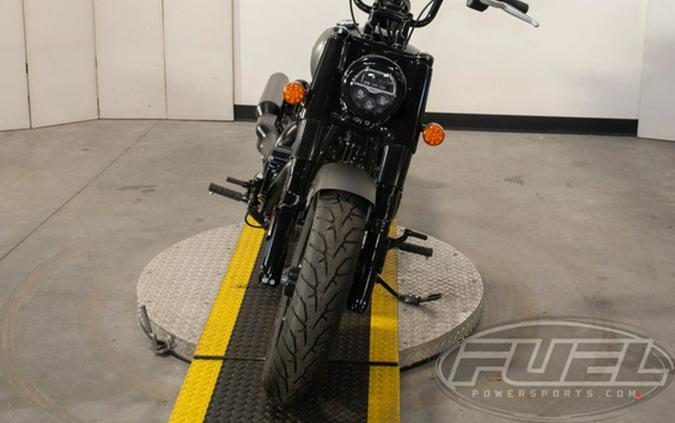 2023 Indian Chief Bobber Dark Horse Titanium Smoke