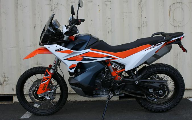 2023 KTM 890 Adventure R First Look [7 Fast Facts + 16 Photos]