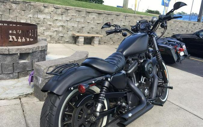 2015 Harley-Davidson® XL883N - Sportster® Iron 883™