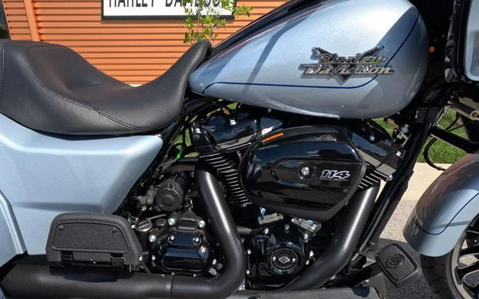 2024 Harley-Davidson® FLTRT - Road Glide® 3