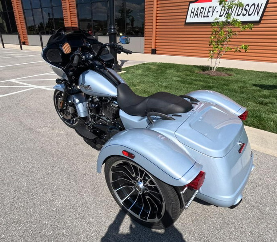 2024 Harley-Davidson® FLTRT - Road Glide® 3