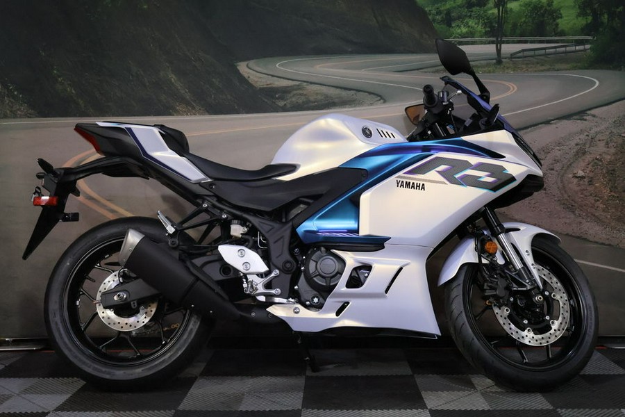2025 Yamaha YZF-R3