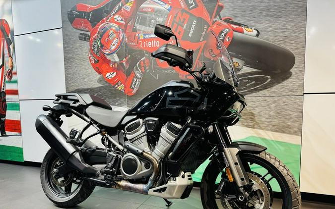 2022 Harley-Davidson® RA1250S - Pan America™ 1250 Special