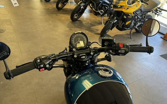 2026 Triumph Bonneville Bobber Interstellar Blue