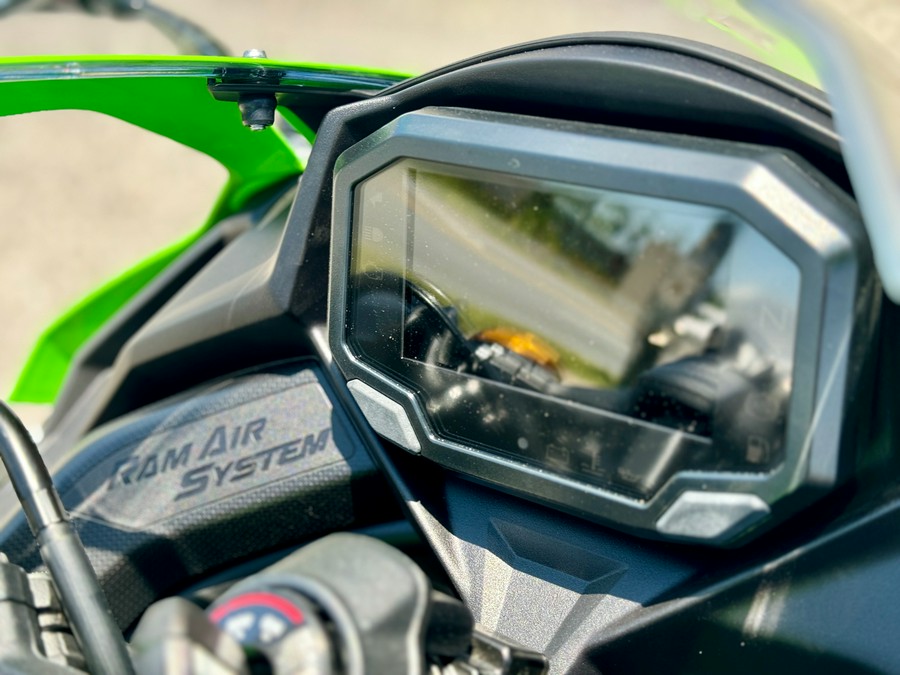 2024 Kawasaki Ninja ZX-4RR KRT Edition ABS