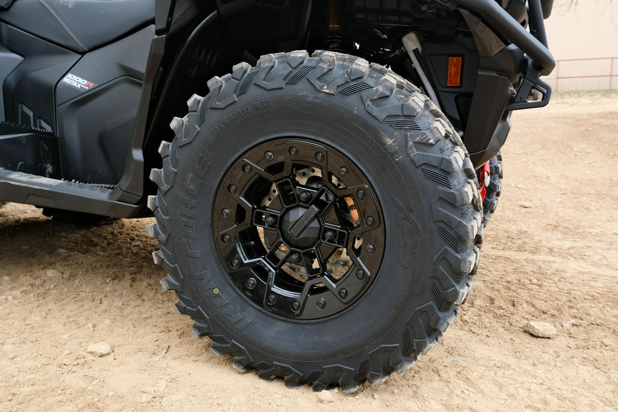 2026 CAN-AM OUTLANDER MAX 6X6 BACKCOUNTRY 1000R