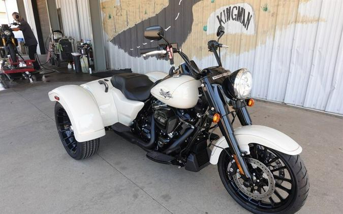 2023 Harley-Davidson Freewheeler