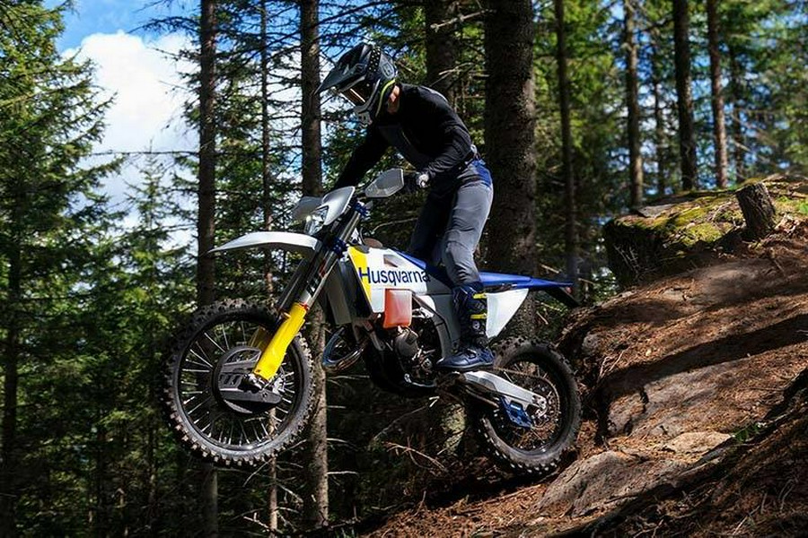 2027 TE 300 - Husqvarna Motorcycles