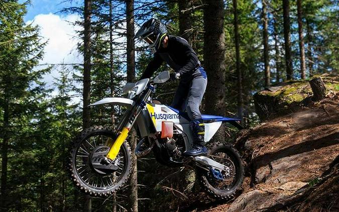 2027 TE 300 - Husqvarna Motorcycles